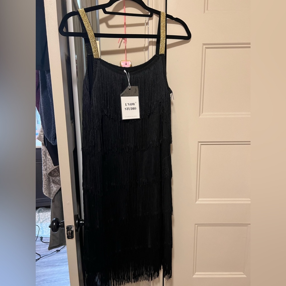 NWT Black Flapper Dress + Accessories Size M